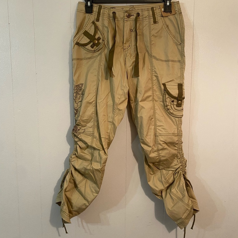 Classic Style Zenim NWT Cargo Pants size 6